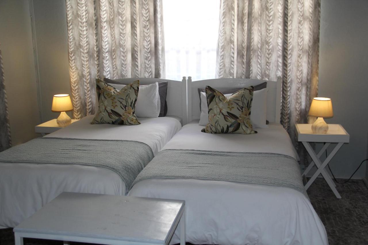 @Karoo Guesthouse Graaff-Reinet Eksteriør bilde